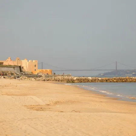 公寓 Window To The Sea