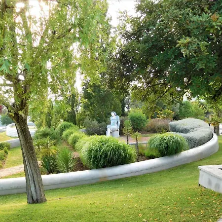 Window To The Sea アパート オエイラス