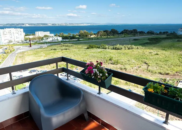 Window To The Sea Apartman *