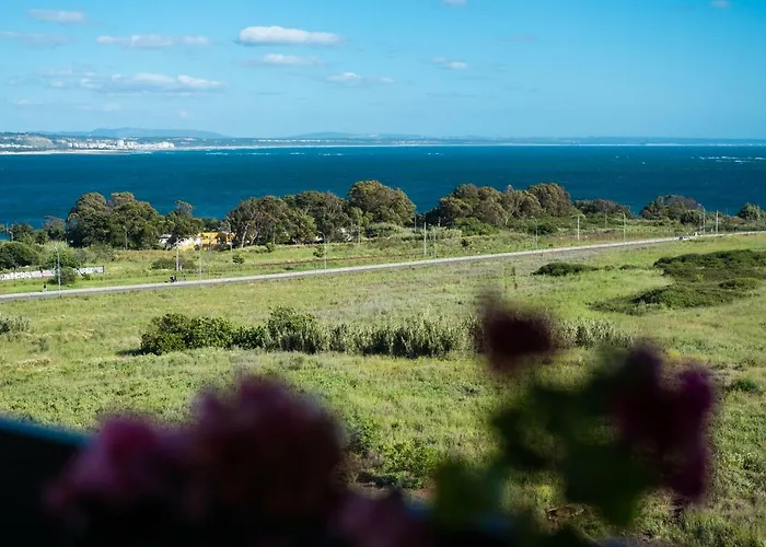 Window To The Sea * Oeiras