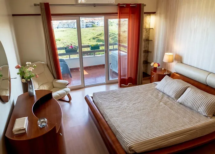 Window To The Sea Oeiras