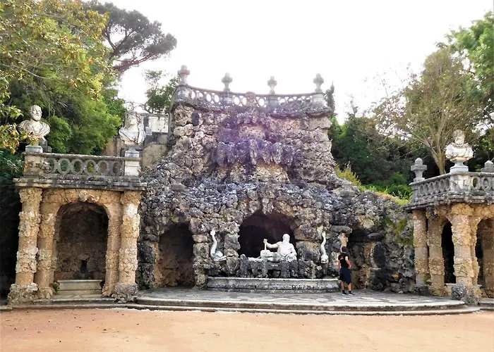Window To The Sea * Oeiras