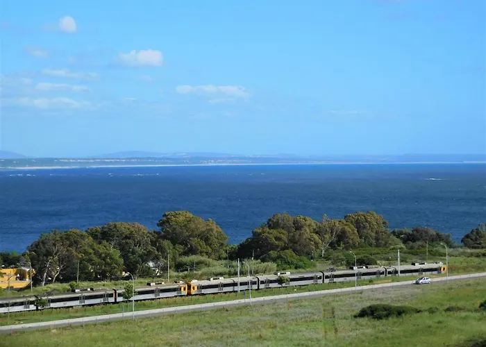 Window To The Sea Apartman *